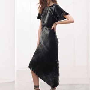 NEW ST. JOHN KNITS Grey velvet asymmetrical dress
